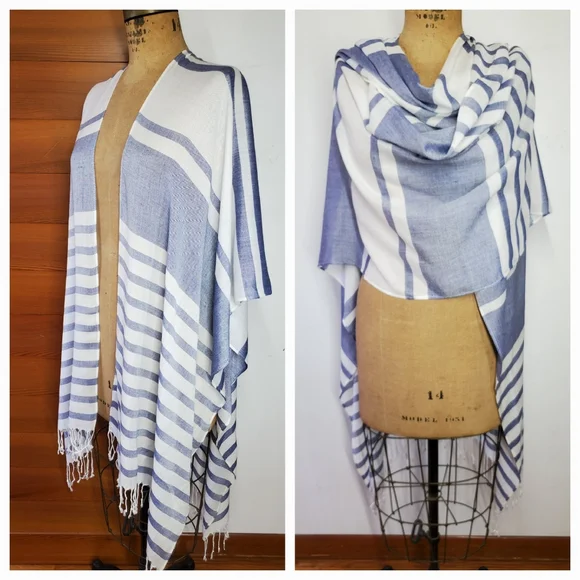 Isaac Mizrahi 72x44 Wrap Shawl Scarf Blue White Swim CoverUp Lightweight Stripe
